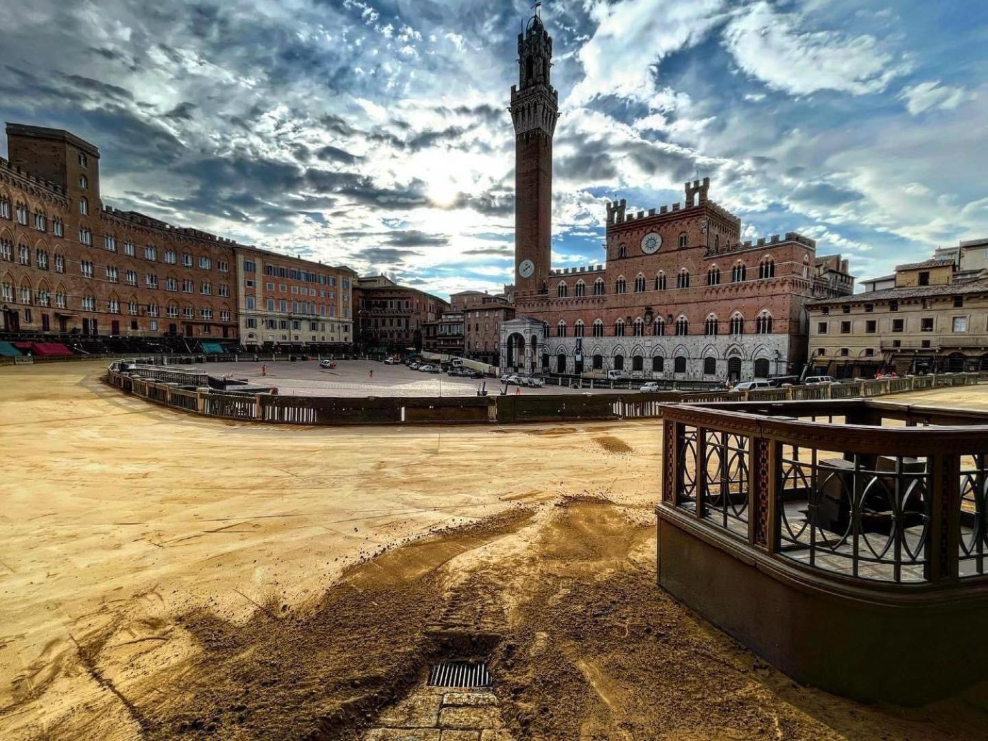 Gli Archi Nel Cuore Di Siena Apartment Exterior photo